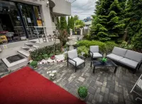 Hotel Jolie Apartments - One-Bedroom Apartment with Balcony Отели в г. 