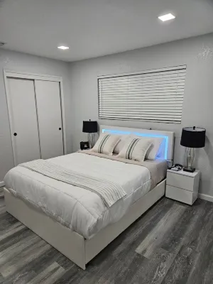 Clearlake Serenity House Hotels in Clearlake Oaks