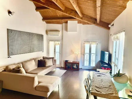 Elegant Turret in the Center Отели в г. Фаэнца