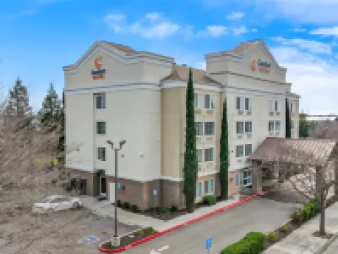 Comfort Suites Clovis - Fresno Hotels in Clovis