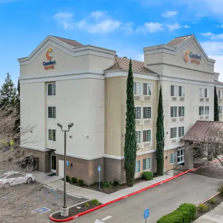 Comfort Suites Clovis - Fresno