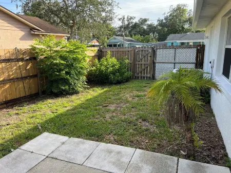 Charming 2-bedroom house with WiFi, AC in enchanting Daytona Beach Отели рядом с достопримечательностью «Lavender Fields Day Spa»