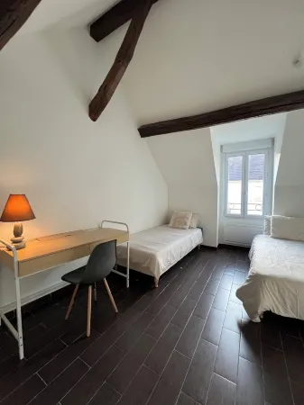 Beautiful T3 bis duplex near town center