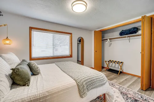 9 Mi to The Gorge Updated Retreat with Yard! Hotels in George