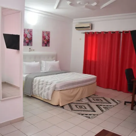 Royal Hotel Residence