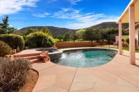 Luxurious Sedona Sanctuary with Pool and Spa 3 Master Bedrooms and Office Space