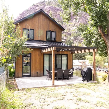 New Luxury Home in the Heart of Ouray, Walk Main St, Breathtaking Views, AC
