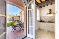 La Ripadoro le Corti Three-Room Apartment Ground Floor Hotels in Chianni