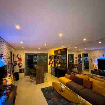 Charming 2-bedroom condo in Muscat with WiFi, fitness room, AC Others