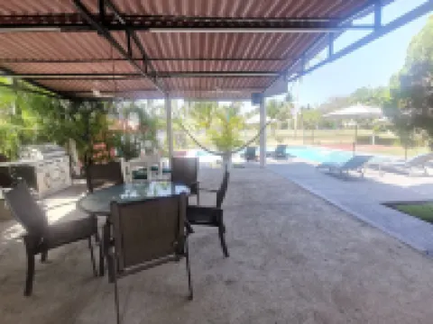 The most beautiful house in Ixtapa in front of the golf course