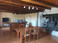 JEAN-ANTOINE, gîte on the Causse Méjean Hotel a Fraissinet-de-Fourques