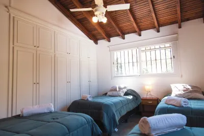 Spacious 4-bedroom villa with WiFi and AC in charming Luján de Cuyo Hotels in 