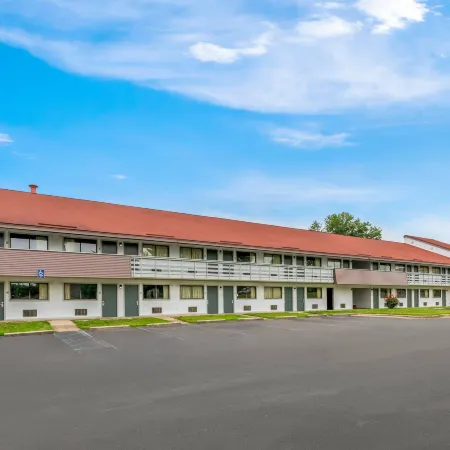 Econo Lodge