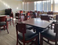 Quality Inn Elizabeth City Near University - breakfast