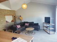 GITE 8 persons 15 min walk from the beach with swimming pool and spa Hotels in Les Moutiers-En-Retz