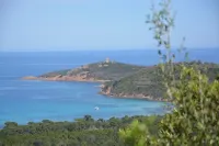 Villa with breathtaking views of Pinarello bay and beach