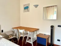 5 min from the sea large Apartment - Wifi and Air Conditioning