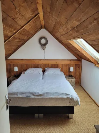 Gite Tiny on Camping Domaine La Terrasse. Отели в г. Трезель