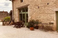 Le Gite de Tassigny : House 2 Bedrooms Hotels in Meursault
