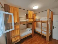 라 벤타나 아줄 서프 호스텔  호텔