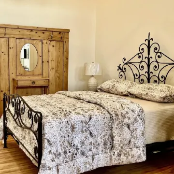 Stunning Loft in historic downtown Brigham City - Perfect for a getaway