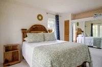 Home Sweet Home @ Little bay Country Club Booby Cay Island附近的飯店