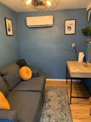 Cozy studio in charming Lufkin with AC, WiFi