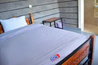 Cleanest Guest Room with WiFi in Sultan Hamud Hotel a 