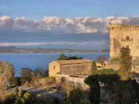 Cozy apartment Bracciano center, very close to the train station