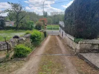 Semi-cave house MONTRICHARD(41) near Beauval and Chenonceaux zoos فنادق في Montrichard-Val-de-Cher