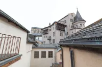 Studio in the center of the old town of Sion Hotels in Sitten