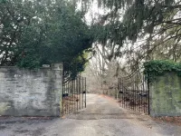 Charming 1-bedroom cottage on Wissahickon Park in Chestnut Hill