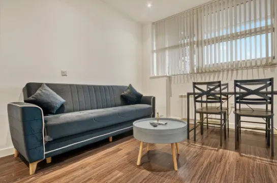 Modern 1 Bed by Heathrow Airport