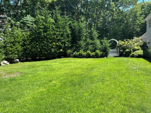 Perfect East Hampton Retreat, 4br/4ba on 3 Levels; Pool, Gym, Workspace