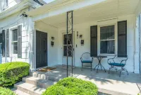 Luxurious 1-bedroom with Free Parking