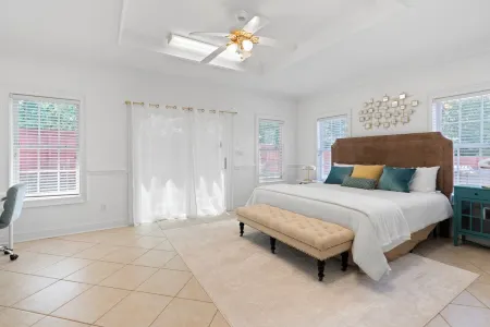 Welcome to Pool Azul! Guest House & Pool. Two King Size Beds.