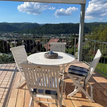 Spacious vacation apartment with panoramic view