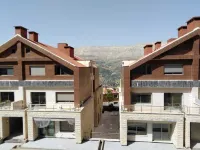 Beautiful quiet chalet with swimming pool and private parking Các khách sạn ở Mtein