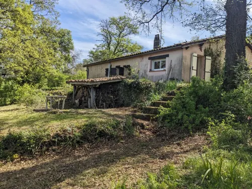 Gite 6 Personnes Proche Monflanquin Avec Piscine Hotels in Monflanquin