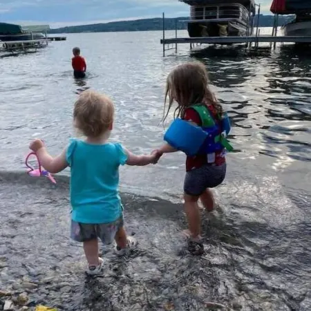 Brookside Cottage at Skaneateles Lake - 3 Bedroom Home