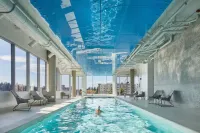 Penthouse 2b  2b +Gym +Yoga Room +Lounge +Pool +WiFi in Downtown Bellevue - Pools