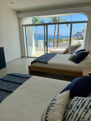 PlayaSol Las Hadas. Great view! のホテル