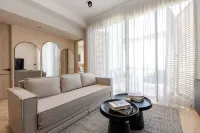 루미나 앳 더 빌리지 럭셔리 레지던스 인 코라솔