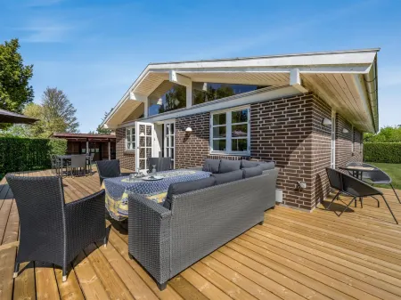 "Melle" - 350m from the Sea