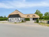 "Thessa" - 900m from the Sea