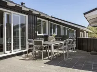 "Erma" - 125m from the sea