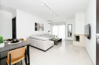 Icon Apartments