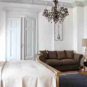 Leon Suite Apartments Rooms