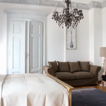 Leon Suite Apartments