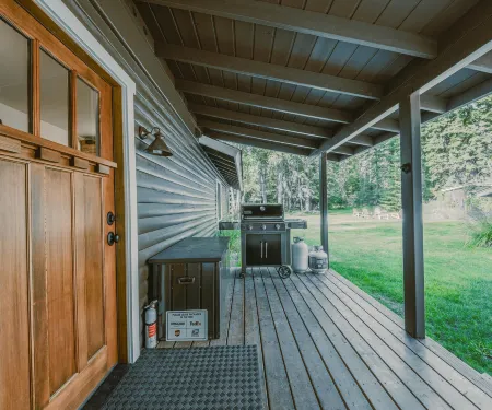 Spotted Bear Cabin For 6